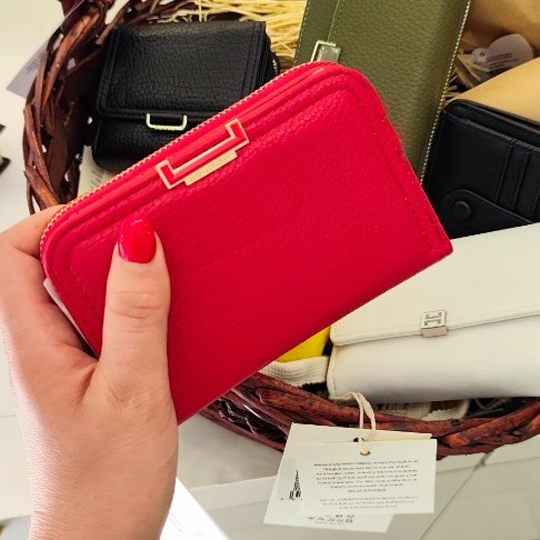 Red Chic Wallet 142